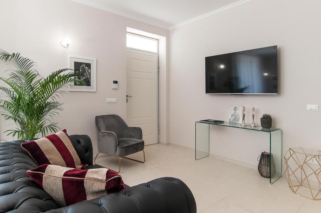 Stelle Galeotte Exclusive Holiday Home Fondi Exteriör bild